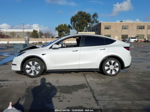 7SAYGDEE9RF071001 Tesla Model Y Long Range Dual Motor All-wheel Drive