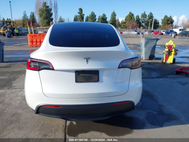 7SAYGDEE9RF071001 Tesla Model Y Long Range Dual Motor All-wheel Drive