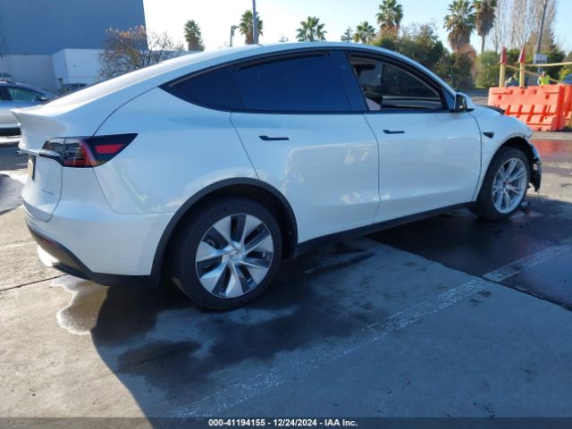 7SAYGDEE9RF071001 Tesla Model Y Long Range Dual Motor All-wheel Drive
