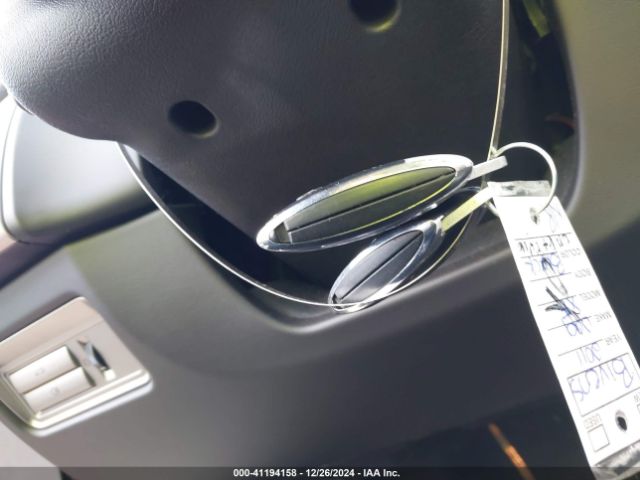 2011 JAGUAR XF SAJWA0FB7BLS14972 Photo 10