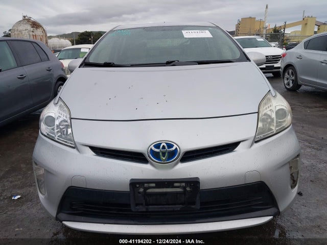 Toyota Prius Two 2014 JTDKN3DU3E1744766 Image 12