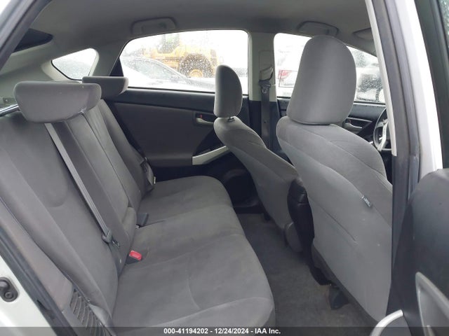 JTDKN3DU3E1744766 Toyota Prius Two
