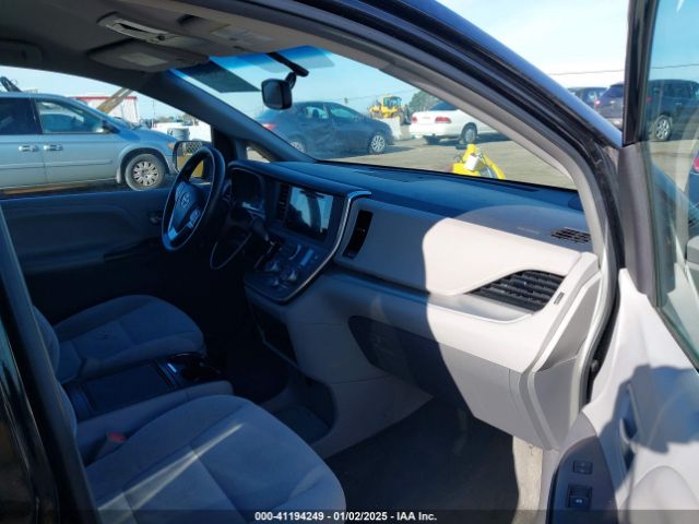 5TDKK3DC5FS621071 Toyota Sienna Le 8 Passenger