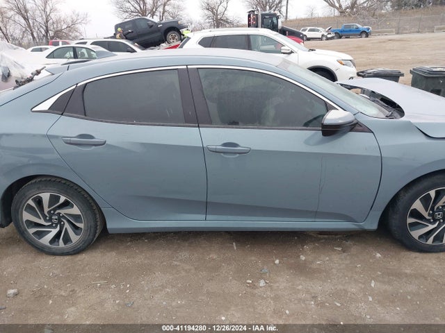 Honda Civic Lx 2018 SHHFK7H20JU219853 Image 13