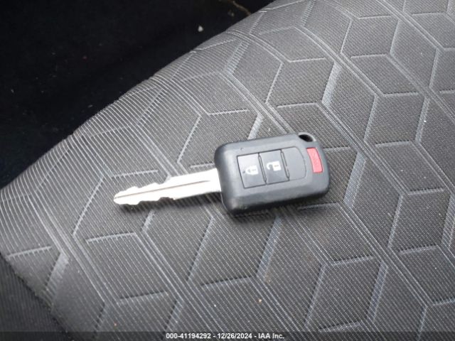 JA4APUAU7NU016151 Mitsubishi Outlander Sport 2.0 Le 2wd