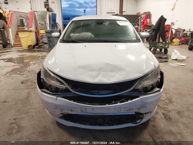 Chrysler 200 Limited 2015 1C3CCCAG5FN731251 Image 12