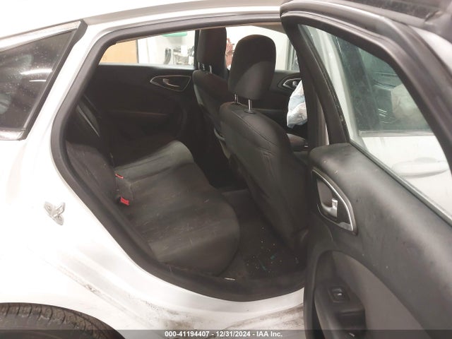 Chrysler 200 Limited 2015 1C3CCCAG5FN731251 Image 8