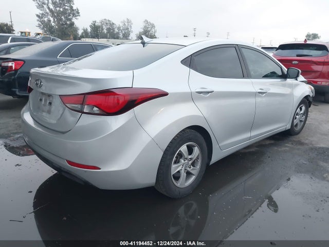 Hyundai ELANTRA SE 2015 5NPDH4AE0FH614778 Image 4