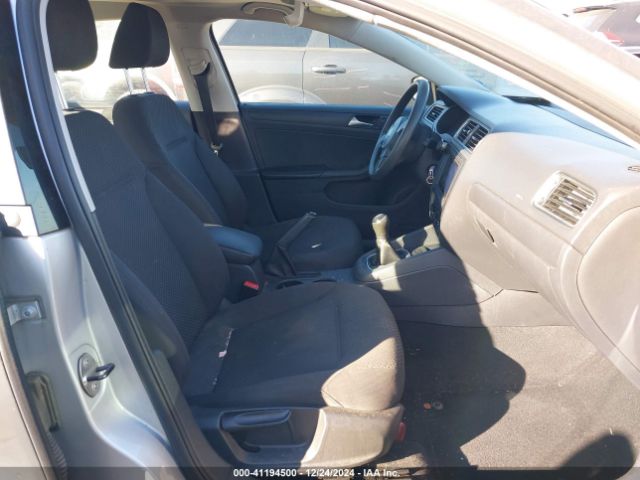 3VW1K7AJ8EM445392 Volkswagen Jetta 2.0l S