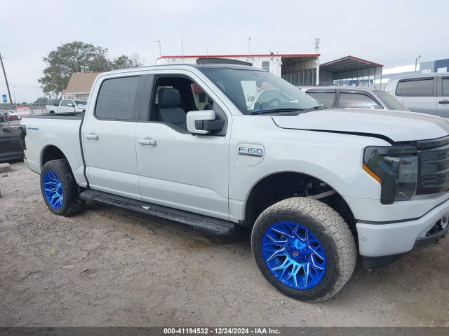 Ford F-150 Lightning Lariat 2023 1FTVW1EV9PWG07469 Image 13