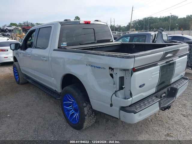 Ford F-150 Lightning Lariat 2023 1FTVW1EV9PWG07469 Image 3