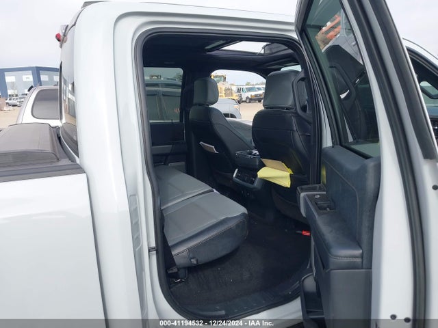 Ford F-150 Lightning Lariat 2023 1FTVW1EV9PWG07469 Image 8