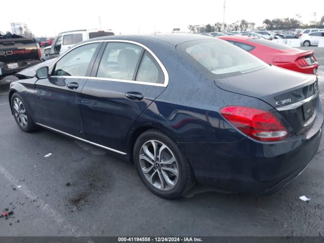 55SWF4JB1HU221215 Mercedes-Benz C 300 Luxury/sport