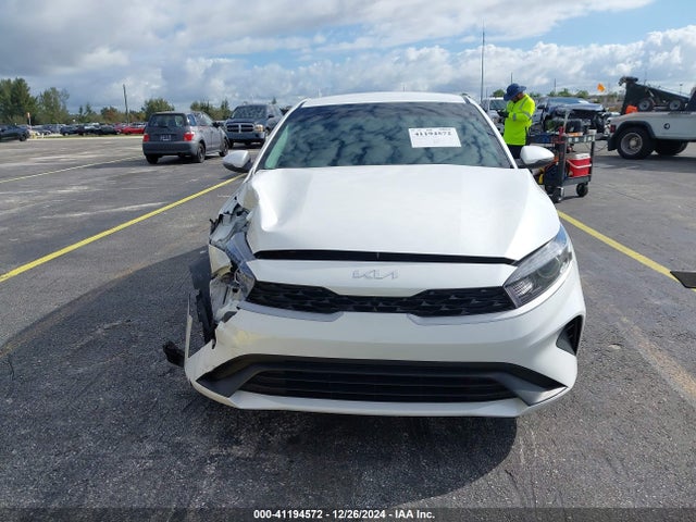 KIA Forte Lxs 2023 3KPF24AD9PE588558 Image 12