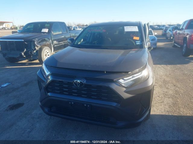 2T3H1RFV7PW268119 Toyota RAV4 LE