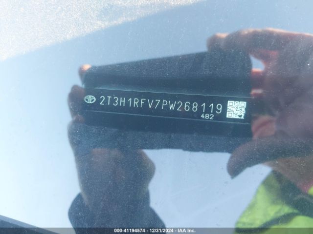 2T3H1RFV7PW268119 Toyota RAV4 LE