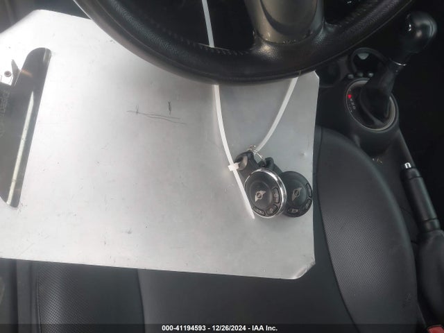2011 MINI COOPER CLUBMAN WMWZF3C5XBT188488 Photo 10