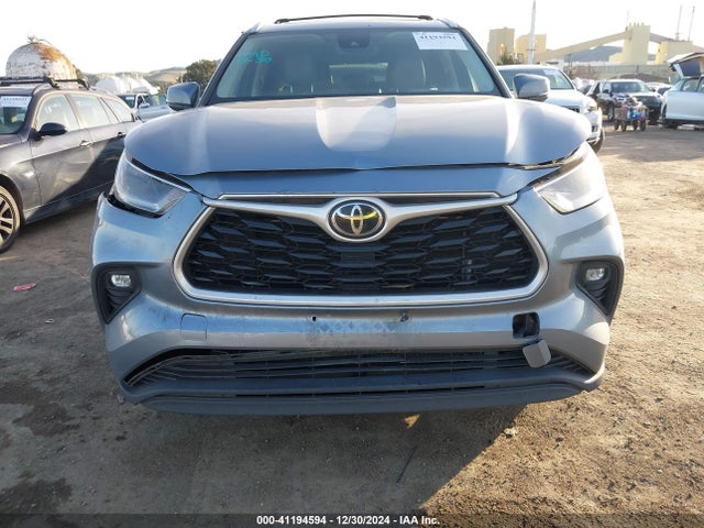 Toyota Highlander Xle 2021 5TDHZRBH9MS130331 Image 6