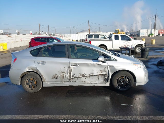 Toyota Prius Four 2015 JTDKN3DU4F1903599 Image 13