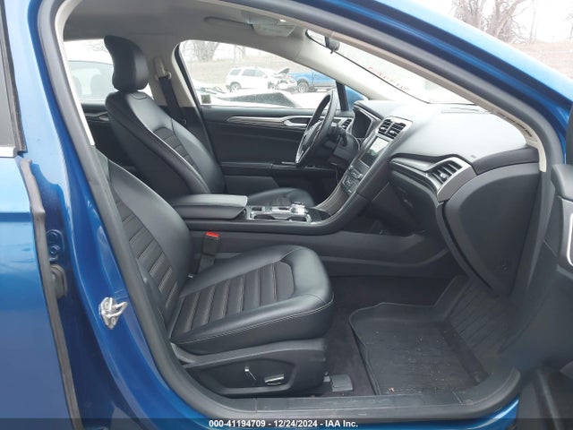3FA6P0H99HR299224 Ford FUSION SE