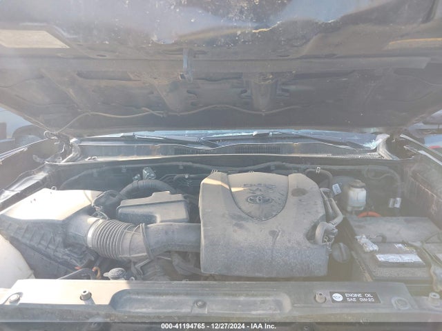 5TFAZ5CN6HX052590 Toyota Tacoma Sr5 V6
