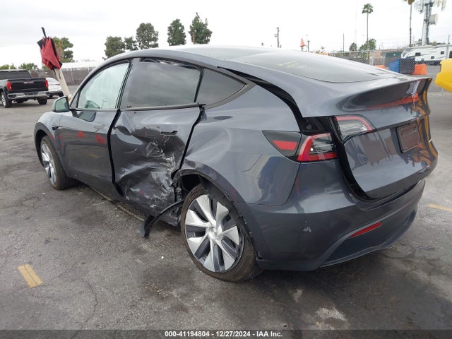 2023 TESLA MODEL Y 7SAYGDEE4PF926989 Photo 2