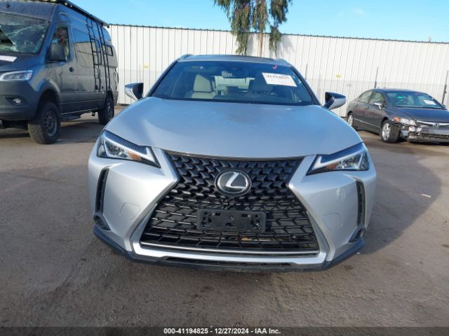 JTHY3JBH6K2001694 Lexus UX 200