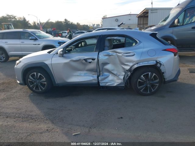 JTHY3JBH6K2001694 Lexus UX 200