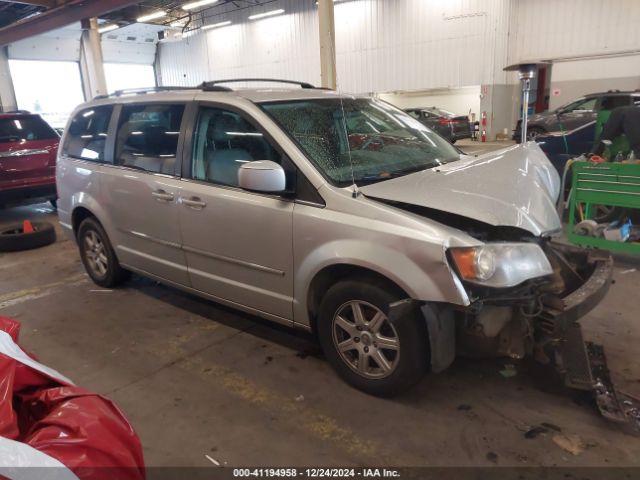 2010 CHRYSLER TOWN & COUNTRY 2A4RR5D10AR213125 Photo 0