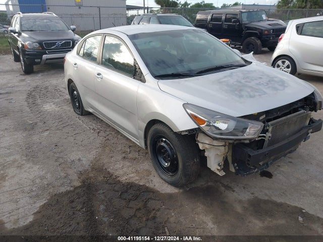 KIA RIO S 2019 3KPA24AB7KE239349 Image 1