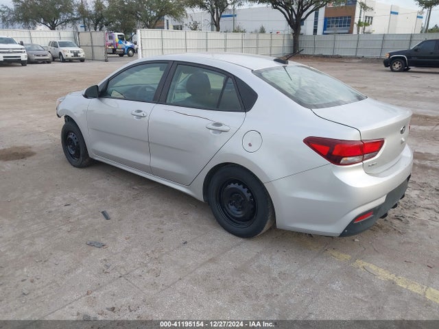 KIA RIO S 2019 3KPA24AB7KE239349 Image 3