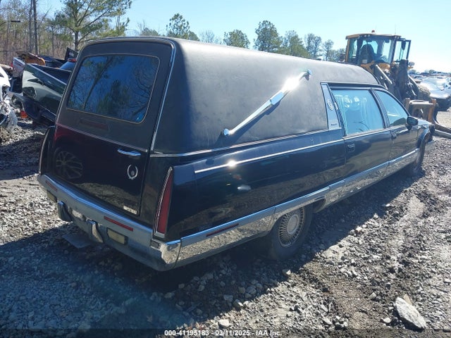 1994 CADILLAC COMMERCIAL CHASSIS 1GEFH90P4RR704769 Photo 3