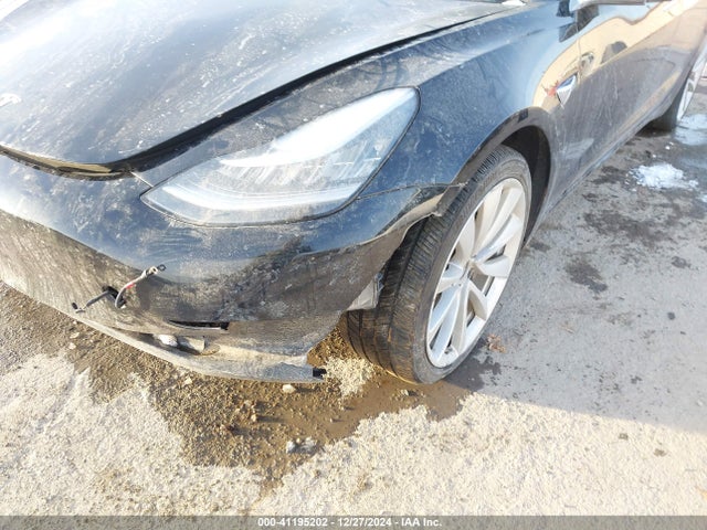 2018 TESLA MODEL 3 5YJ3E1EB1JF086551 Photo 5