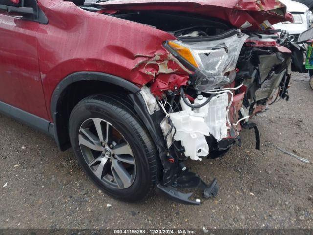 2T3RFREV7JW817767 Toyota Rav4 Adventure/xle