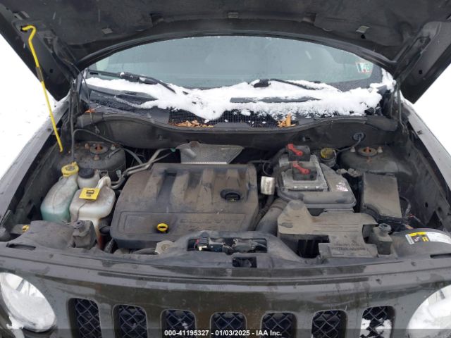 1C4NJRBBXHD109091 Jeep Patriot 75th Anniversary Edition 4x4