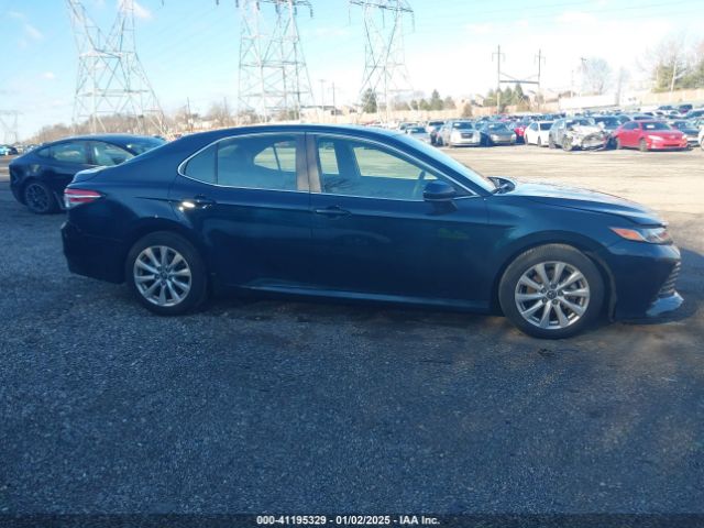 4T1B11HK9JU509382 Toyota CAMRY LE