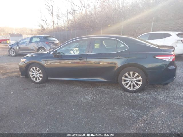 4T1B11HK9JU509382 Toyota CAMRY LE