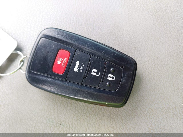 4T1B11HK7JU579088 Toyota CAMRY LE