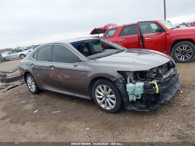 4T1B11HK7JU579088 Toyota CAMRY LE