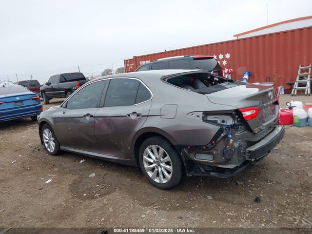 4T1B11HK7JU579088 Toyota CAMRY LE