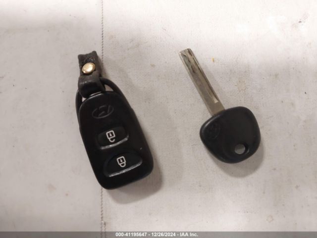 KMHCT5AE9EU195619 Hyundai ACCENT GS