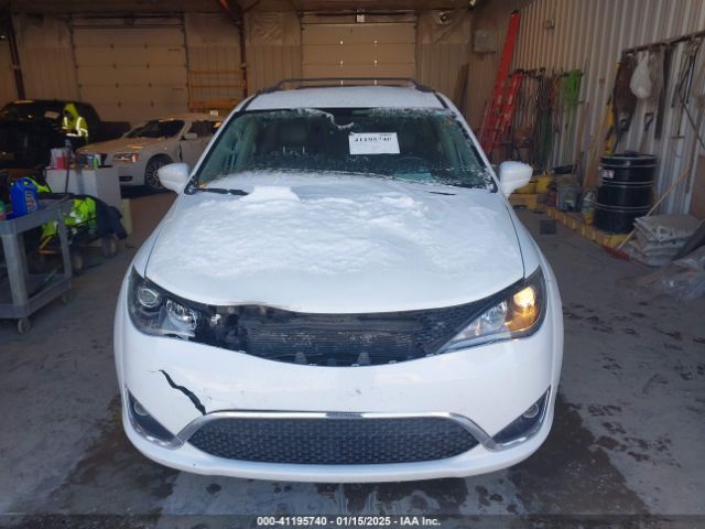 2C4RC1EG2HR543667 Chrysler Pacifica Touring-l Plus