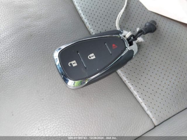 3GNAXHEV7JS562403 Chevrolet EQUINOX LS