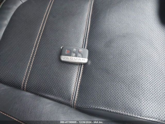 SAJAE4BG6HA951088 Jaguar Xe 25t Prestige