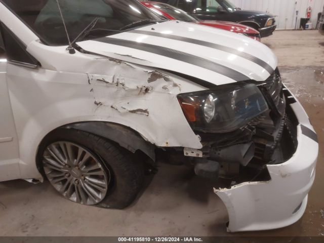 2C4RDGBG6FR659875 Dodge Grand Caravan Se Plus