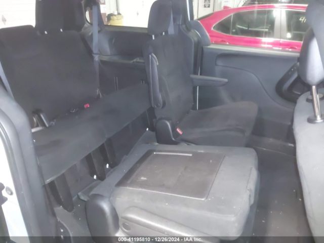 2C4RDGBG6FR659875 Dodge Grand Caravan Se Plus