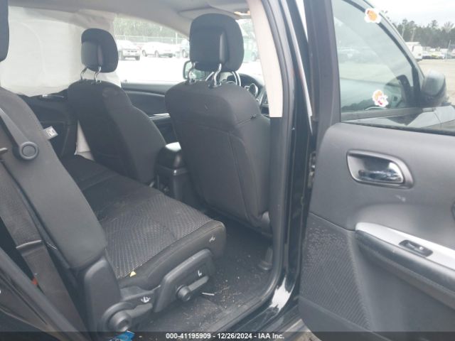 3C4PDCBB1KT871384 Dodge JOURNEY SE