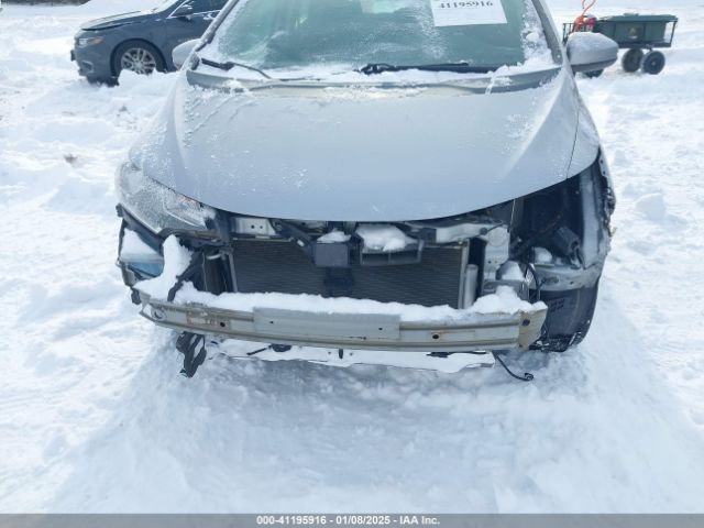 3HGGK5H82JM711229 Honda FIT EX