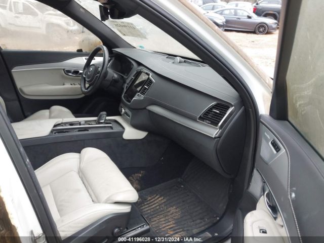 YV4BR0CM1N1808448 Volvo Xc90 Recharge Plug-in Hybrid T8 R-design 7 Passenger