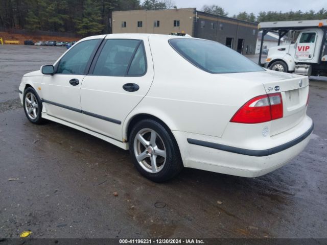2004 SAAB 9-5 YS3ED49A443509003 Photo 2